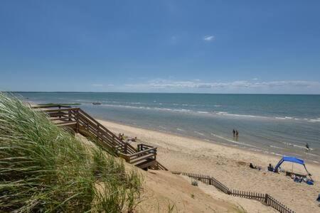 Quiet Location Near Oceanside Beaches Villa Eastham Exterior photo